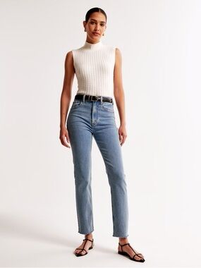 Abercrombie Women'sUltra High Rise Ankle
Straight Jean